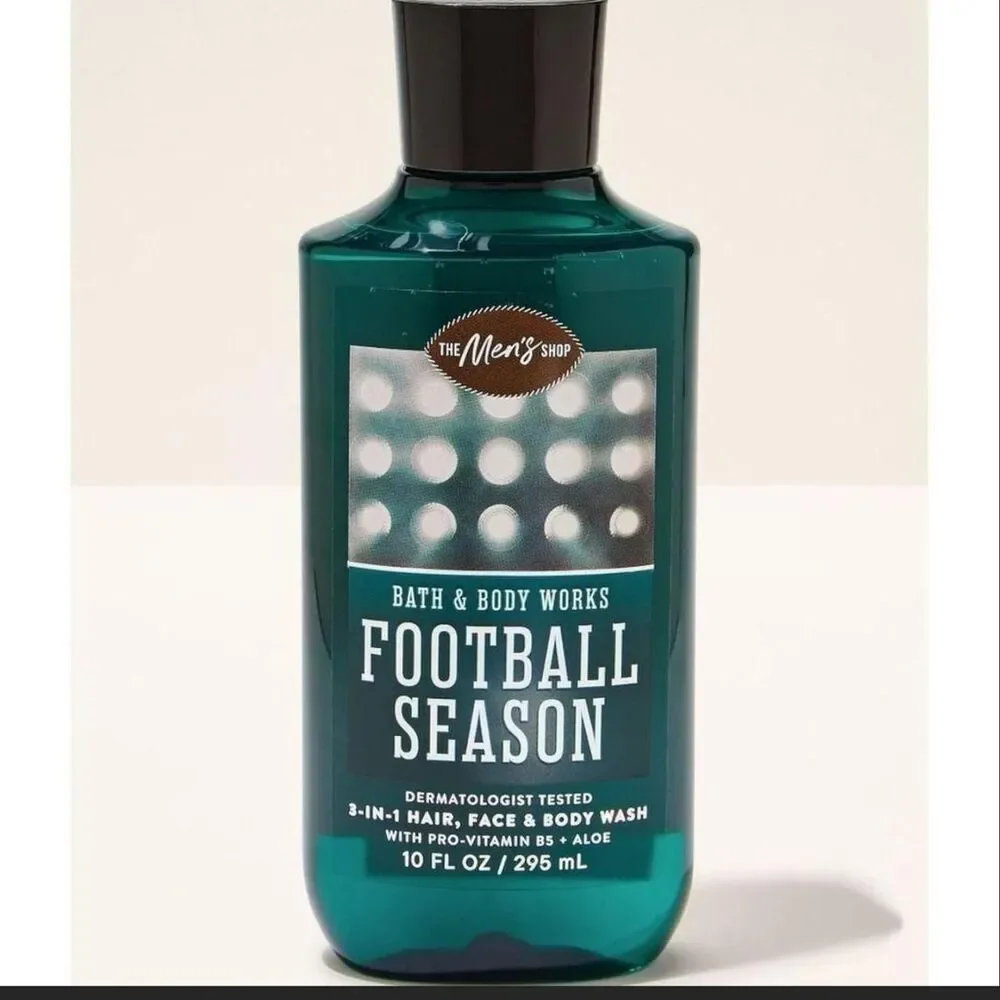 Bath-body-works Green and Black Bath-and-body